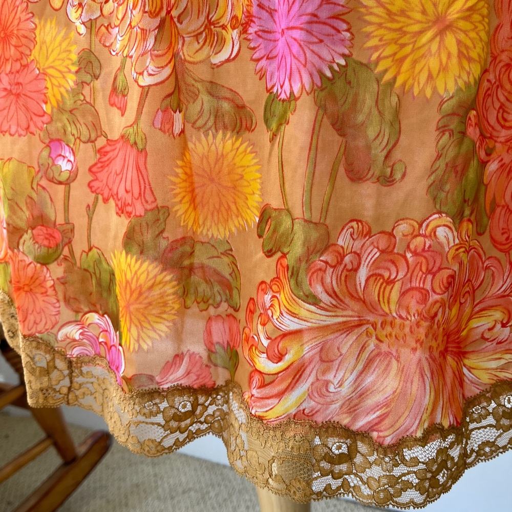 Vintage Bright Floral Vanity Fair Half Slip Size Medium - Picture 4 of 11